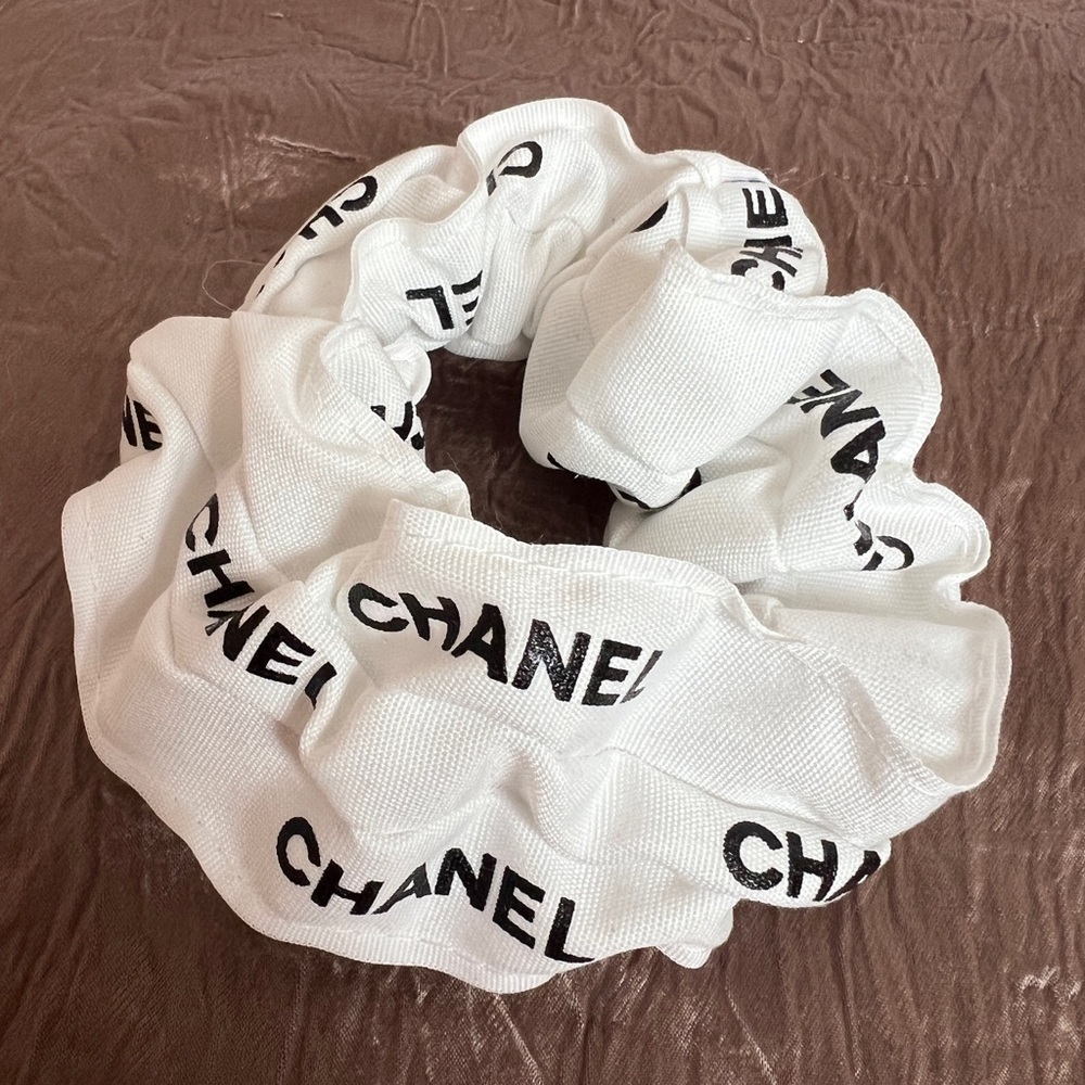 【CHANEL】Handmade Scrunchie